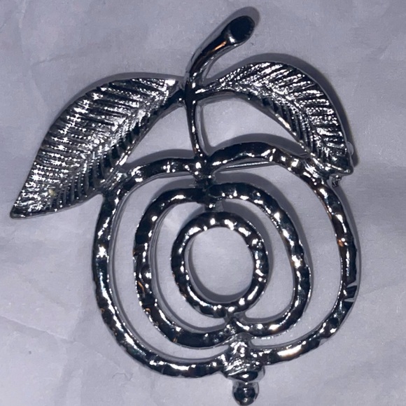 Apple Brochure Pin - Picture 1 of 4